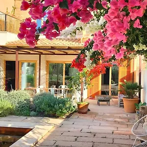  Maison d'hôtes Idayvuelta Home&suites
